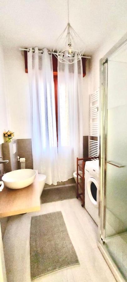 A Quattro Passi Dal Centro Apartamento Bolonha Exterior foto